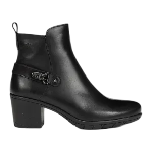 Nydia F1798