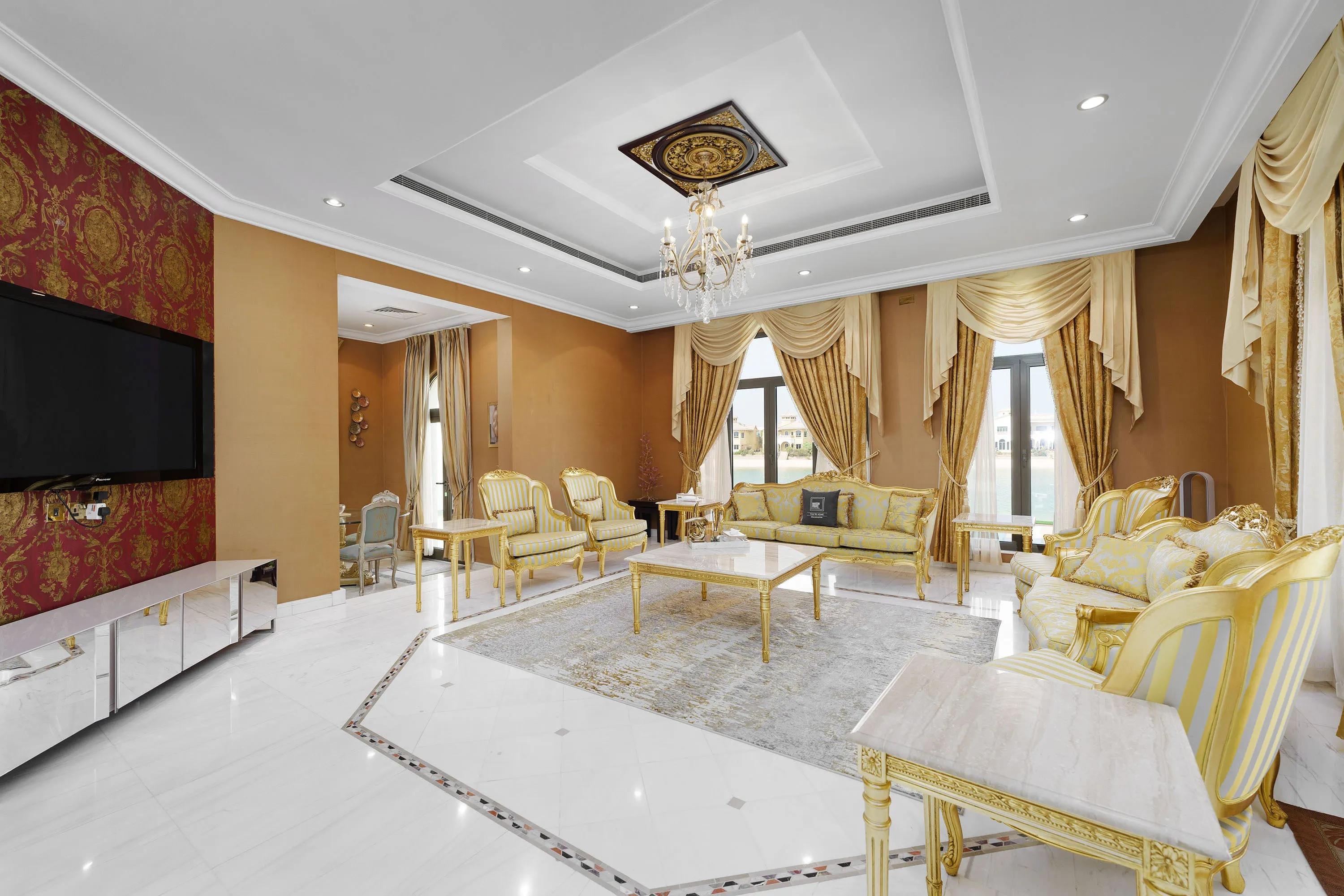 Opulent Palm Villa w/ Pool & Royal Atlantis Views