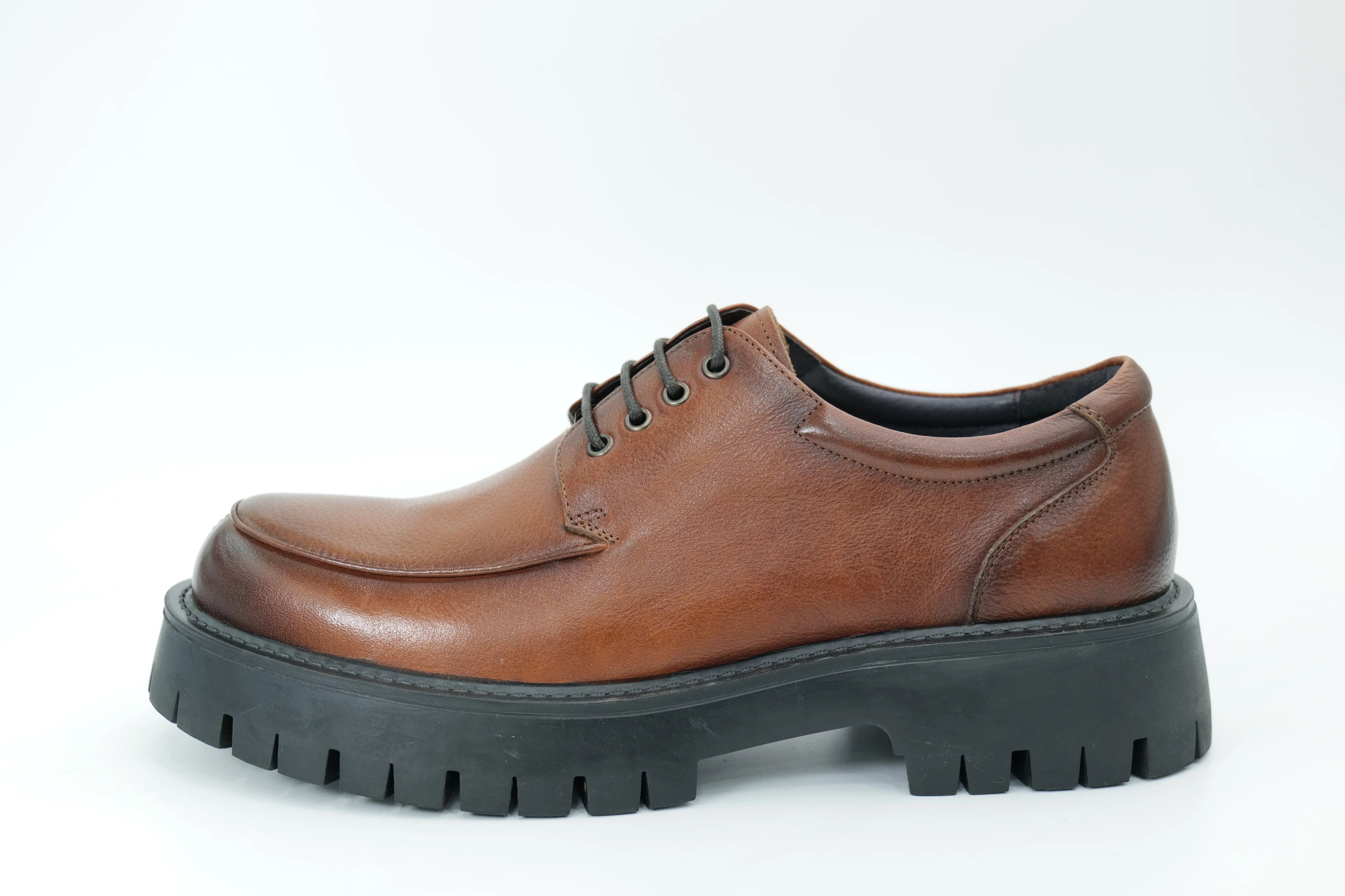 Platform shoes