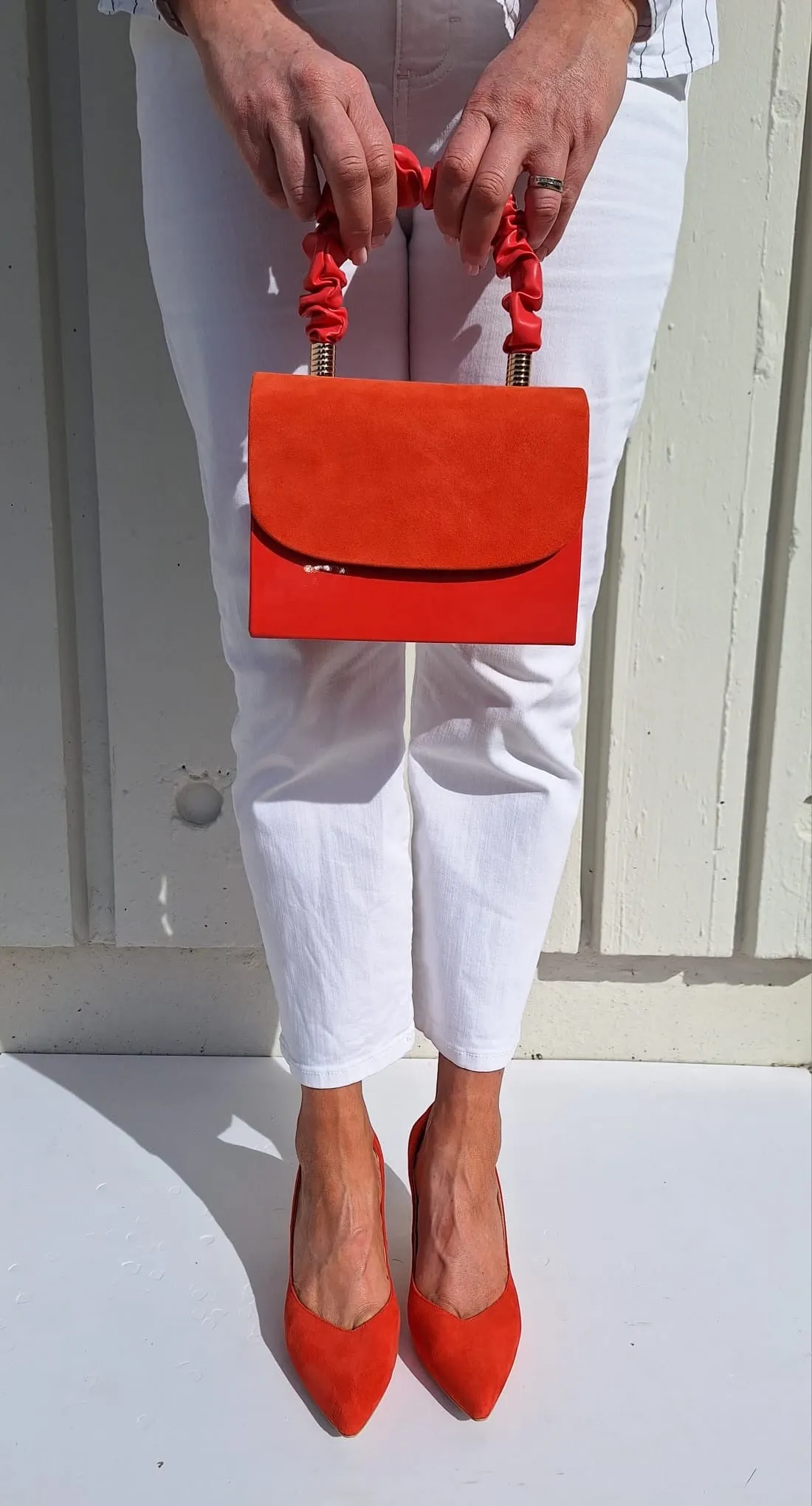 Rachels - Z6047 Orange V Court Shoe