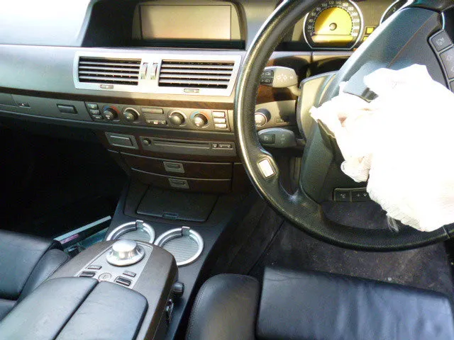 S2650 7' E65 Sedan 735i 2004/04