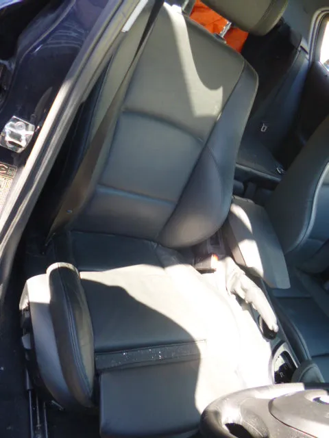 S2696 1' E87 5 doors 120i N46 AUTO 2005/08