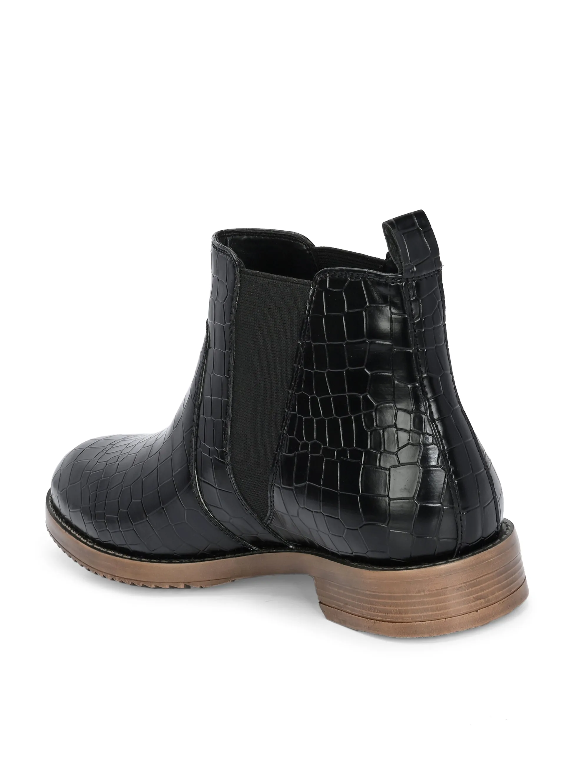 Savanna Women Black Textured Boots