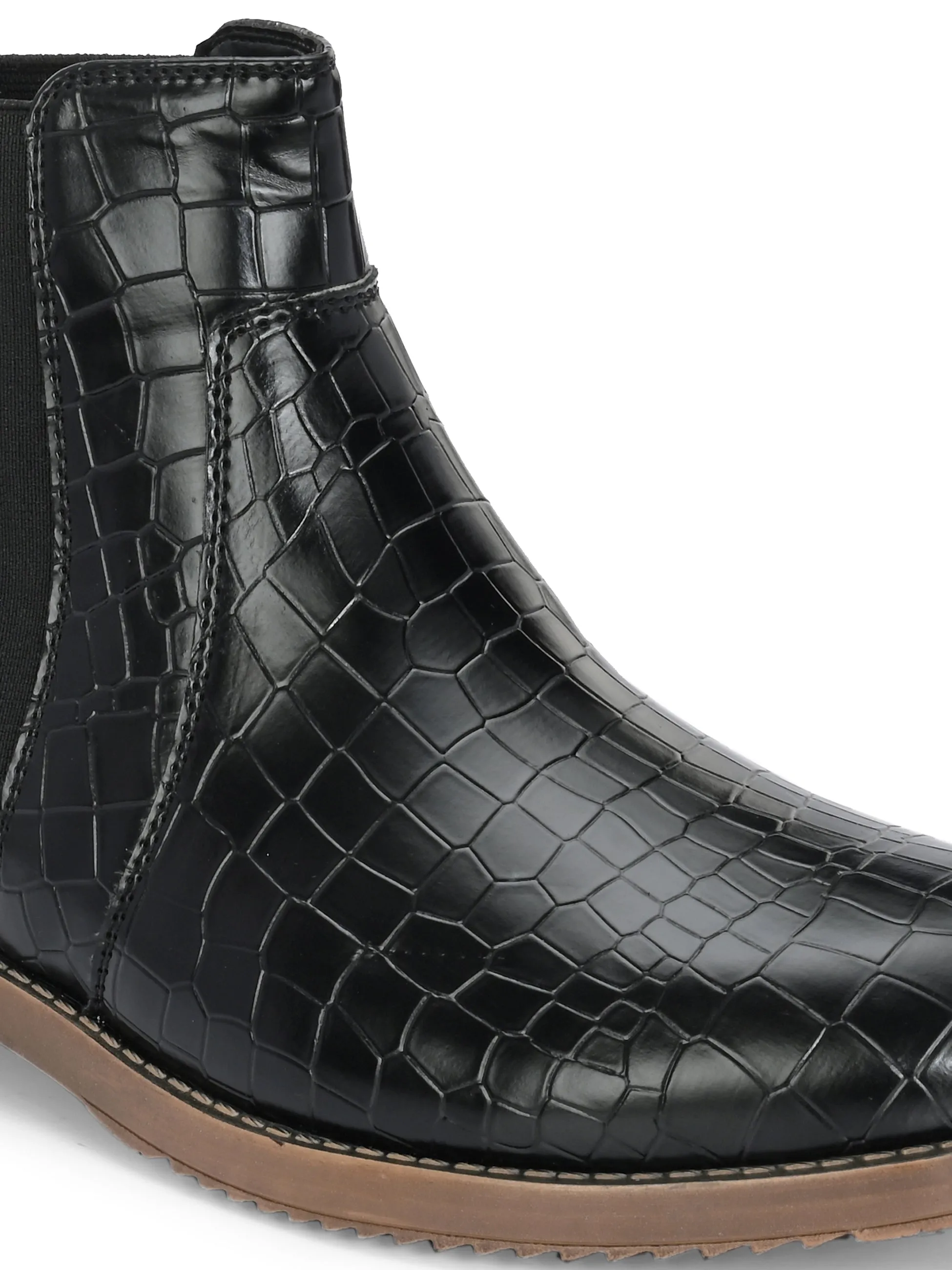 Savanna Women Black Textured Boots