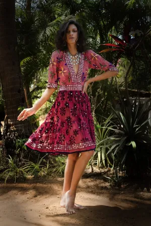 Shakti Dress with full back these dresses are all one of a kind all a size Small (8)