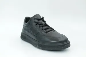 Sports shoes