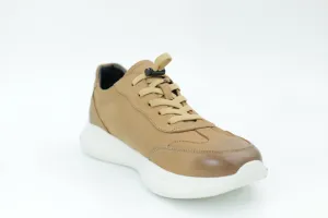 Sports shoes