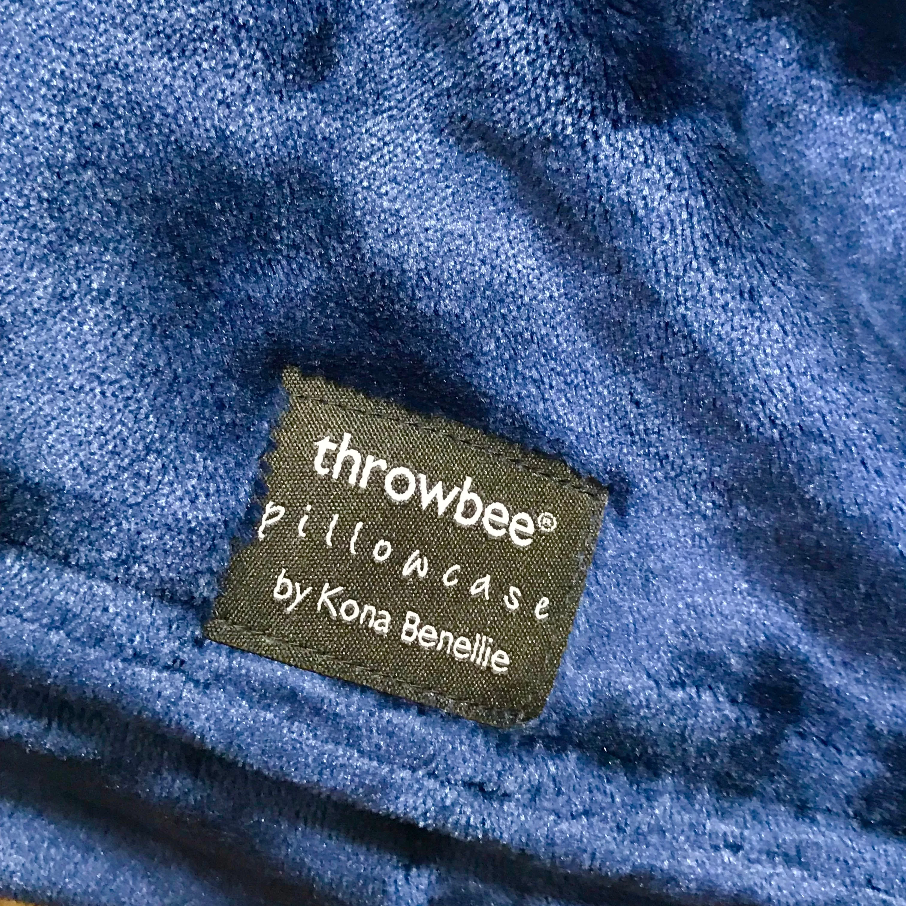 throwbee PILLOWCASE (Classic fitted) - Blue