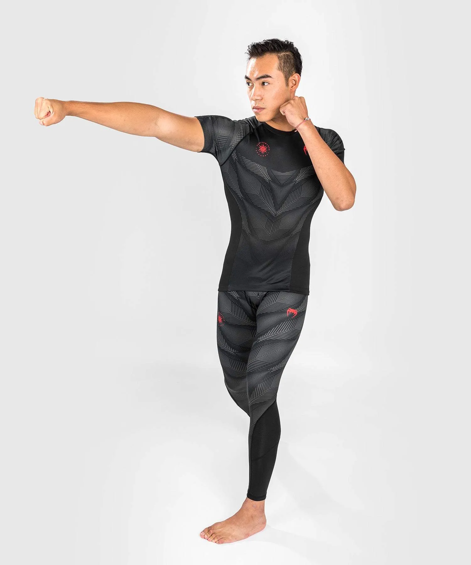 VENUM PHANTOM RASHGUARD SHORT SLEEVES