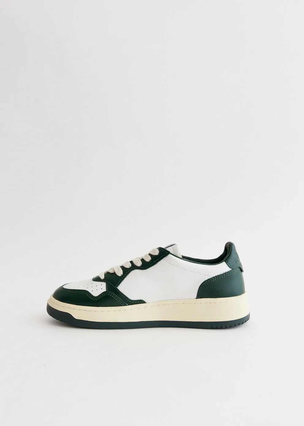 Women's Medalist Sneakers