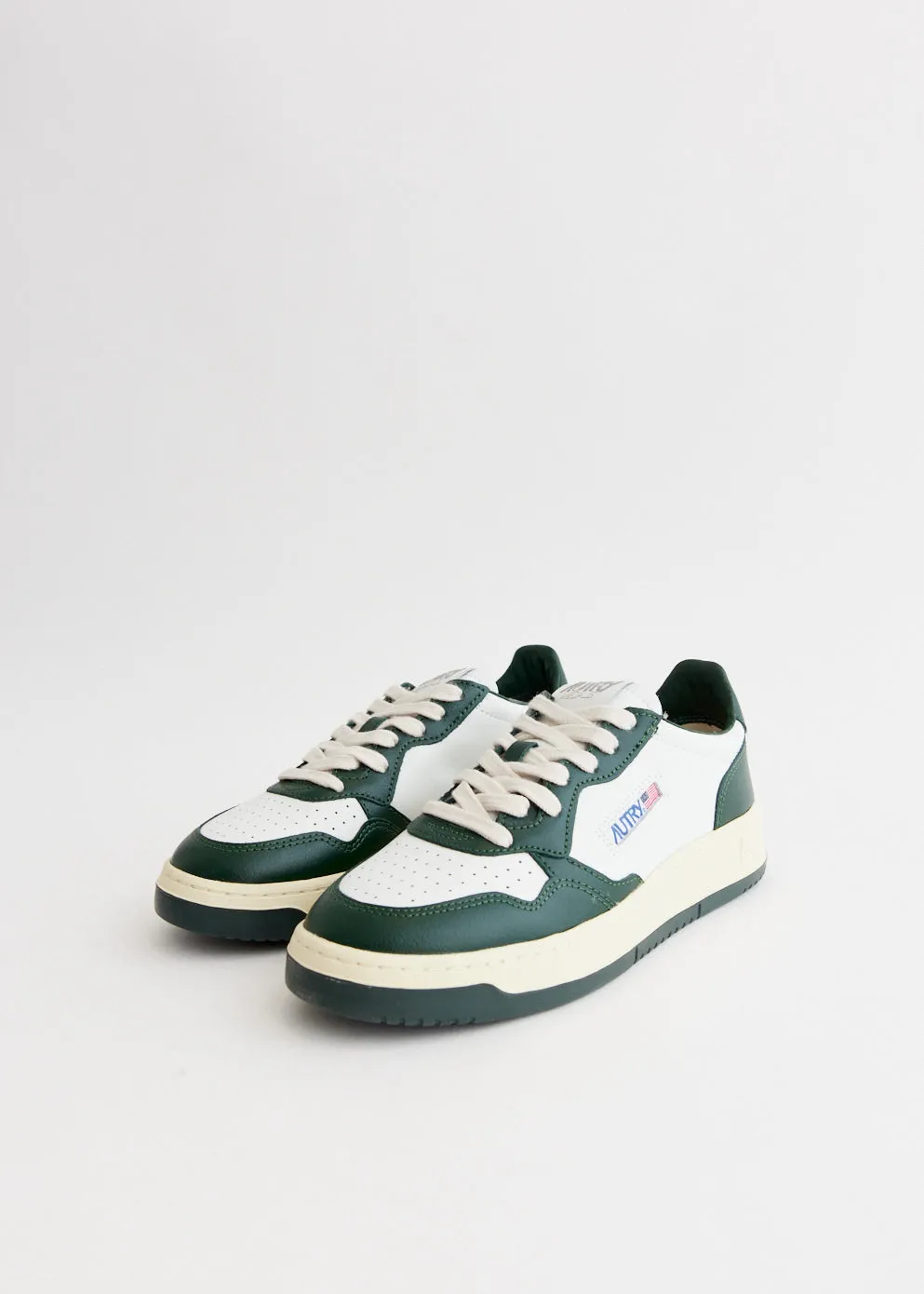 Women's Medalist Sneakers