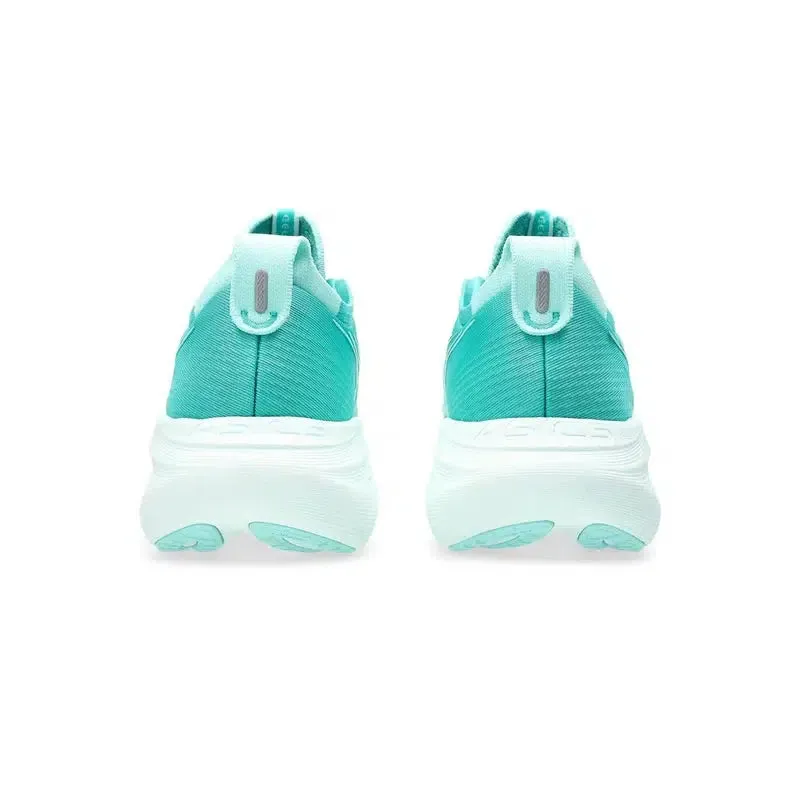 Women's Nimbus 27